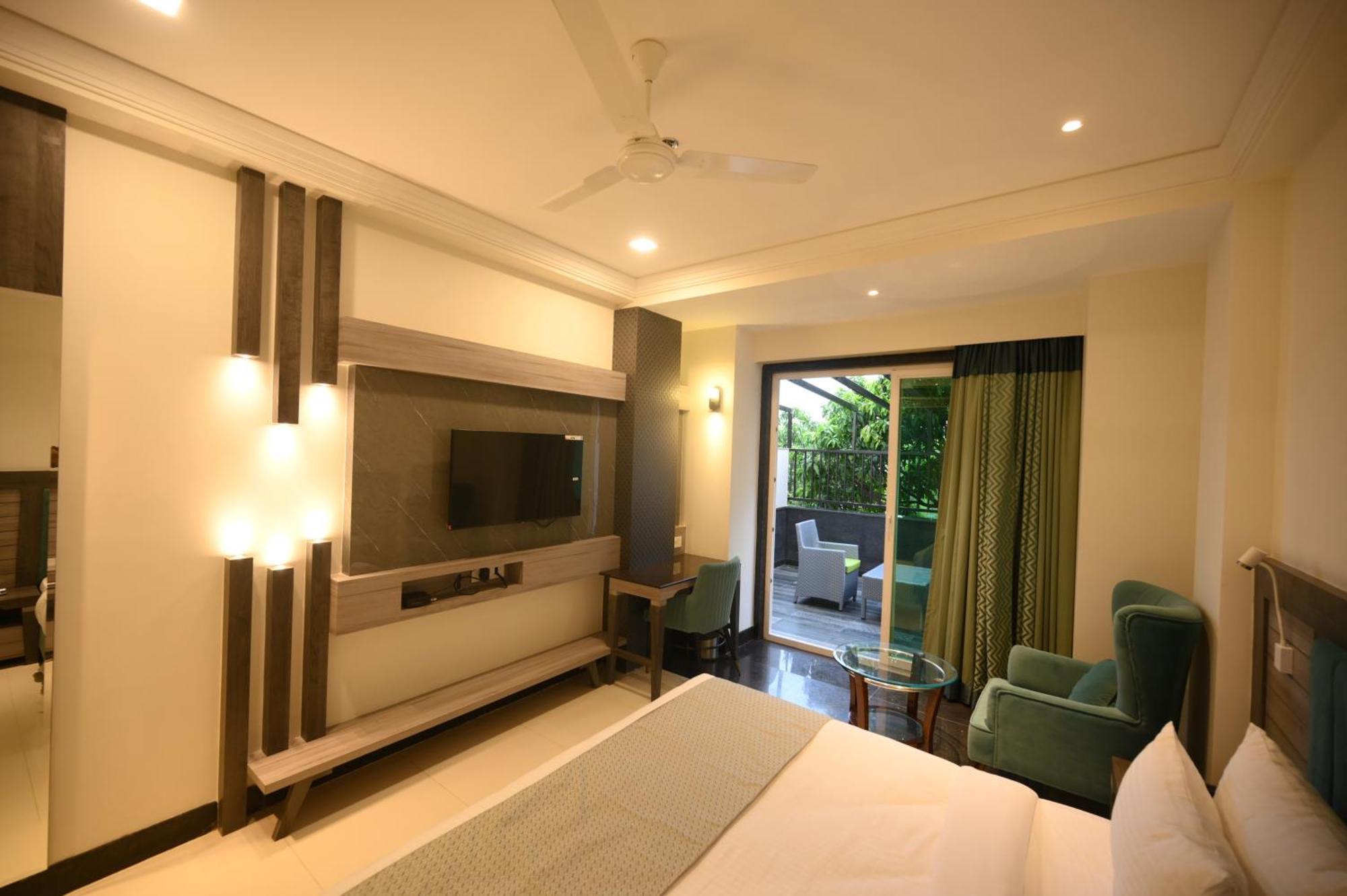 The Mudra Hotel Varanasi Exterior foto